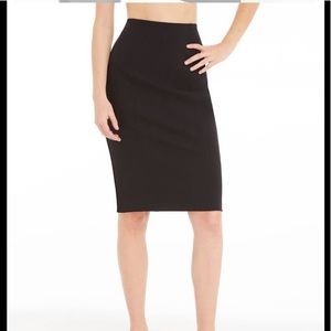 SPANX Black Skirt Ladies Size Medium